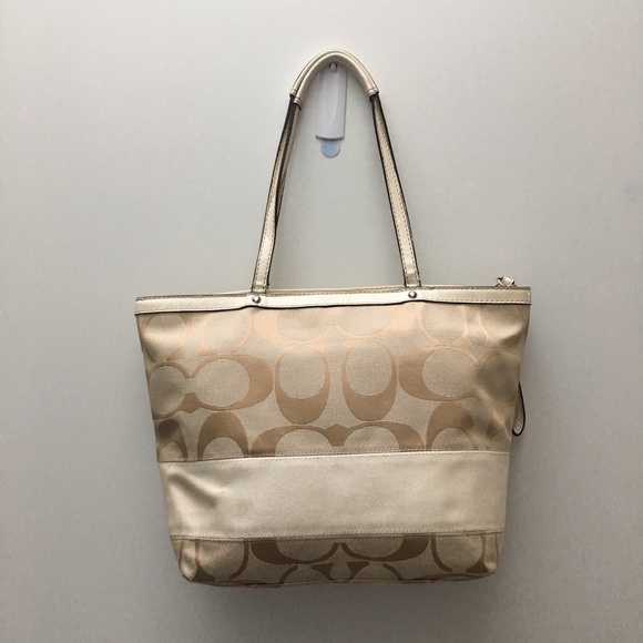 Bags - Picture 6 of 6